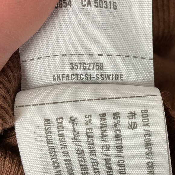 Pre-Owned Hollister Junior Brown Graphic Tank Top, Size S - Picture 7 of 10